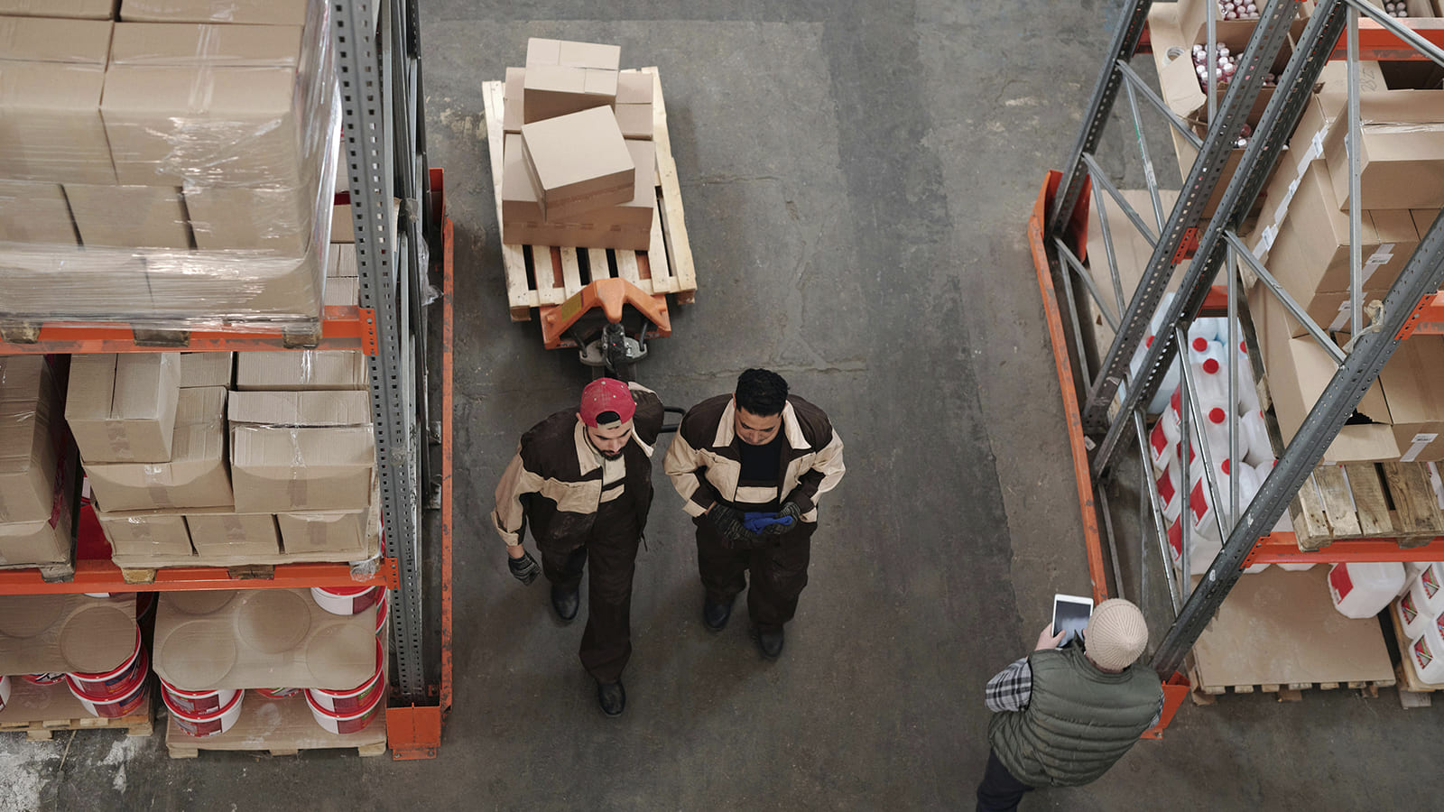 Amazon FBA Prep vs. 3PL Fulfillment: What’s Best for Growing E-Commerce Brands in 2025?